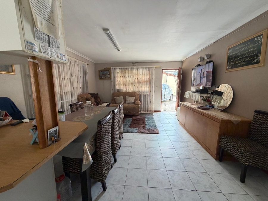 2 Bedroom Property for Sale in Hazendal Western Cape